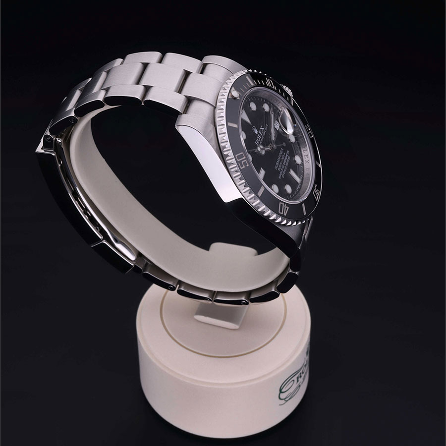 D4M37884_29