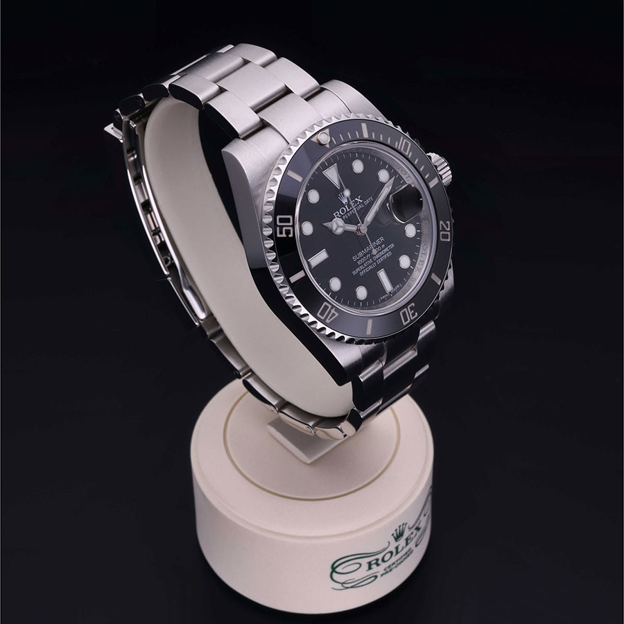 D4M37884_32