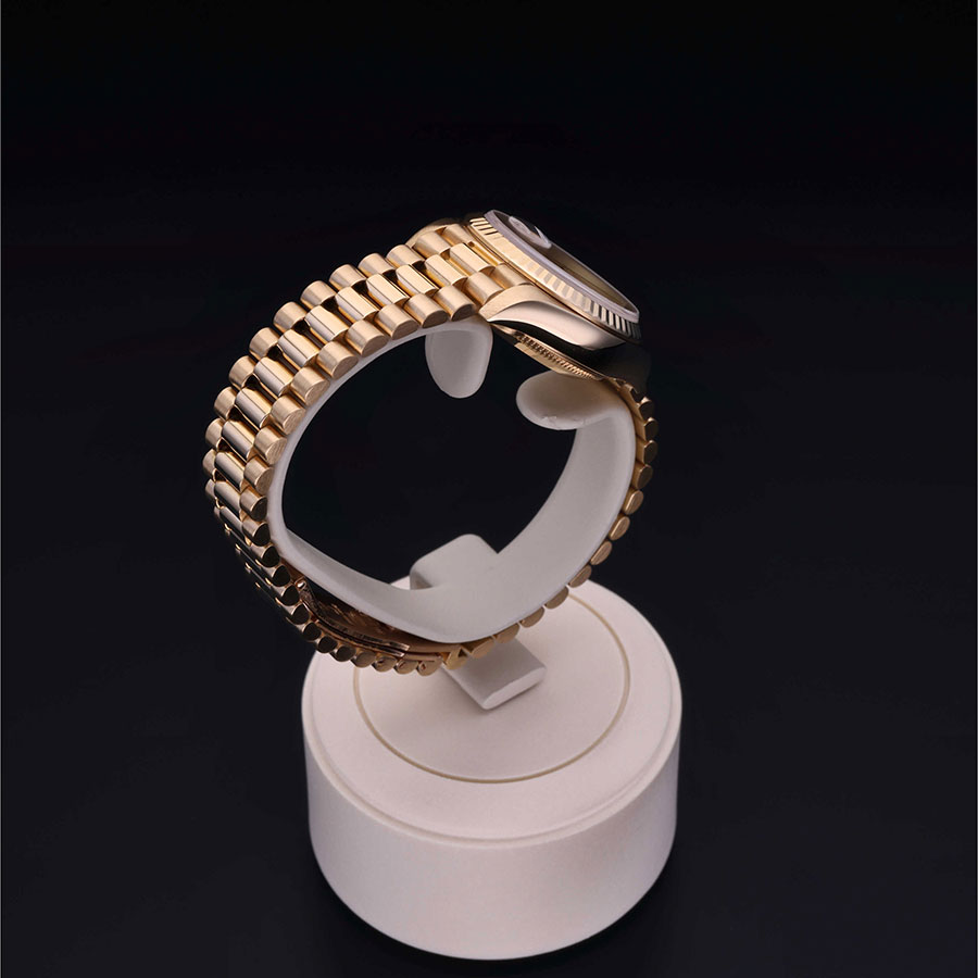 L673038_24
