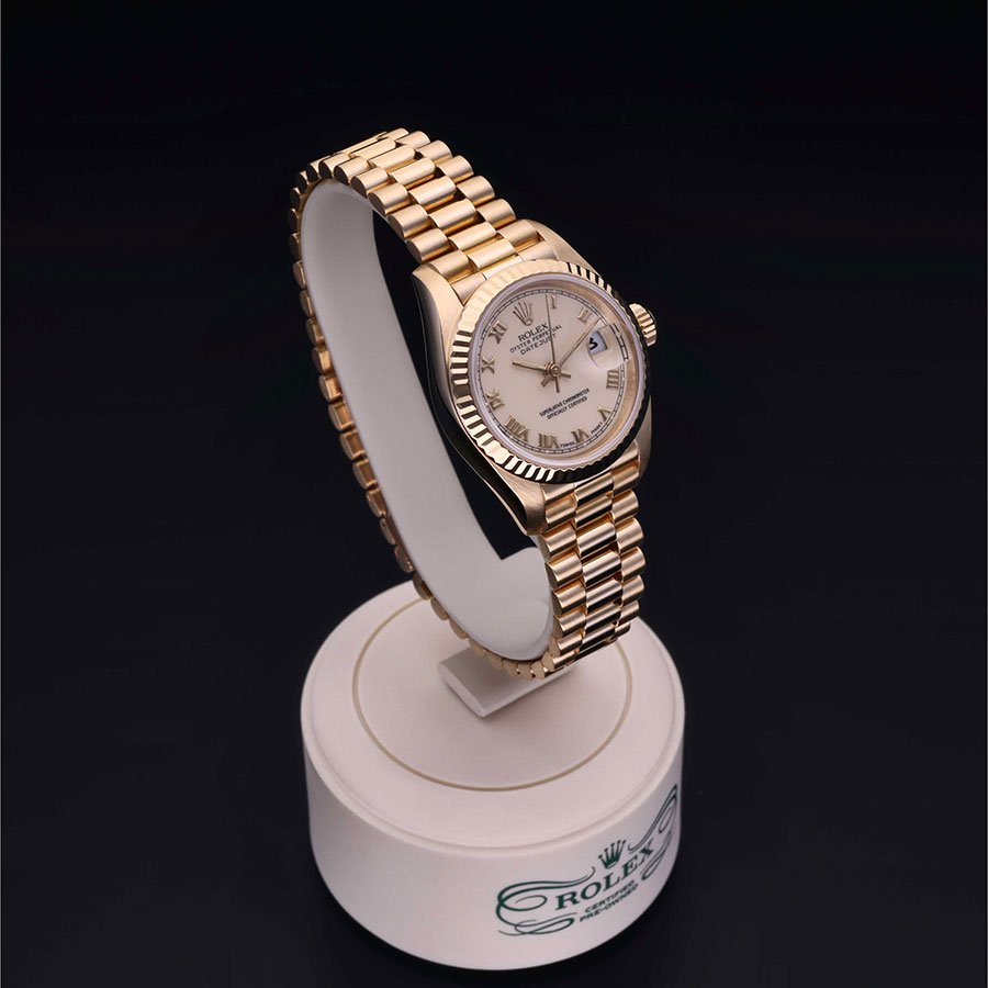 L673038_33