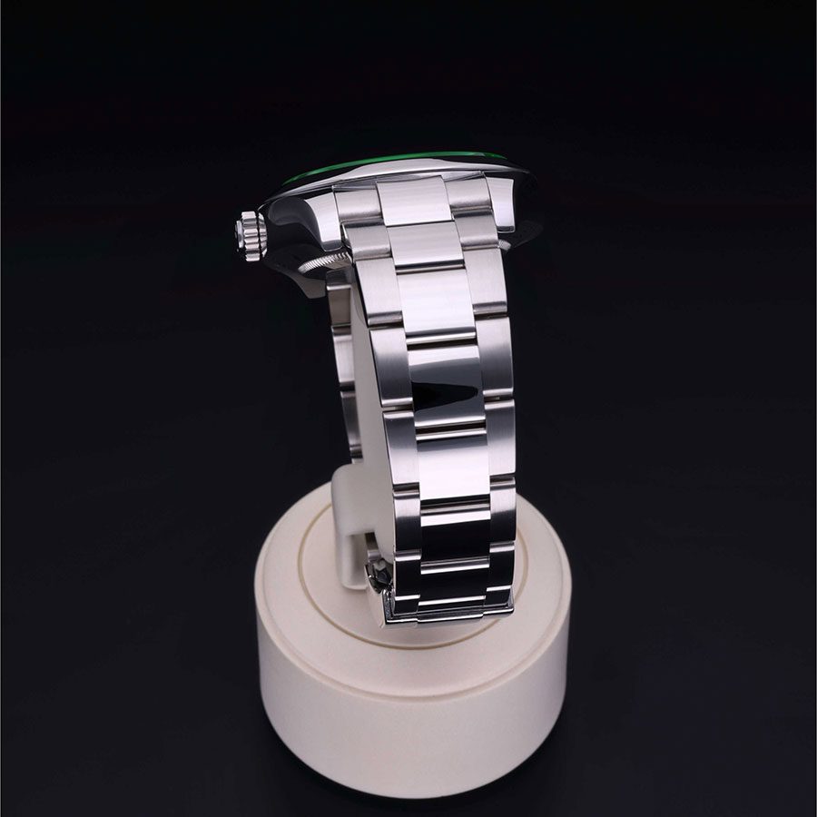 V538653_18