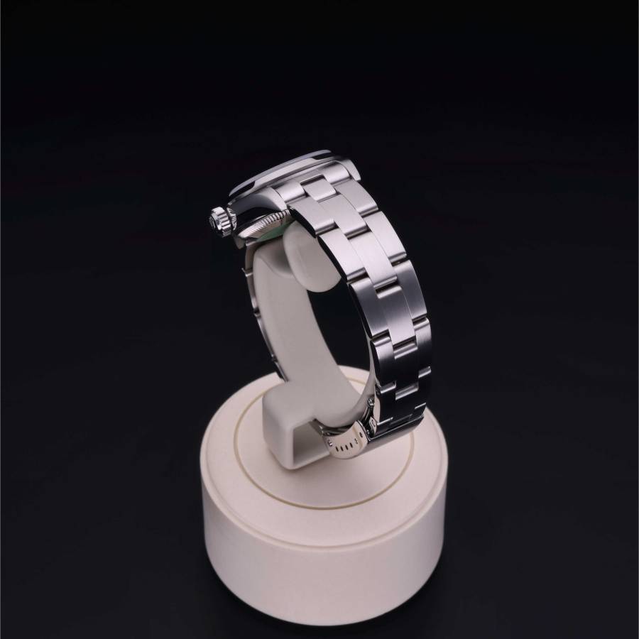 U965105_16