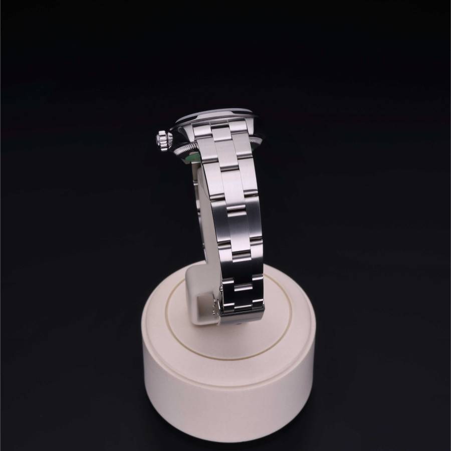 U965105_18