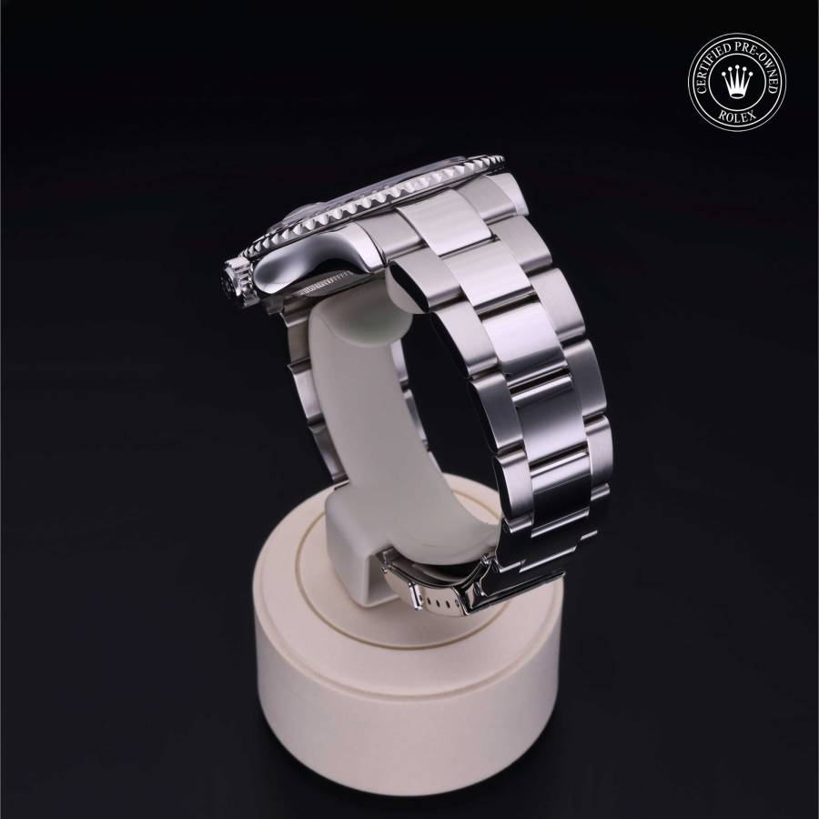 F854765_16