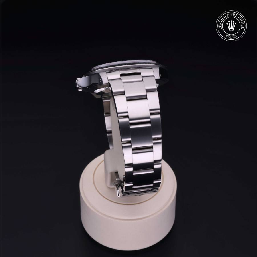 U955147_18
