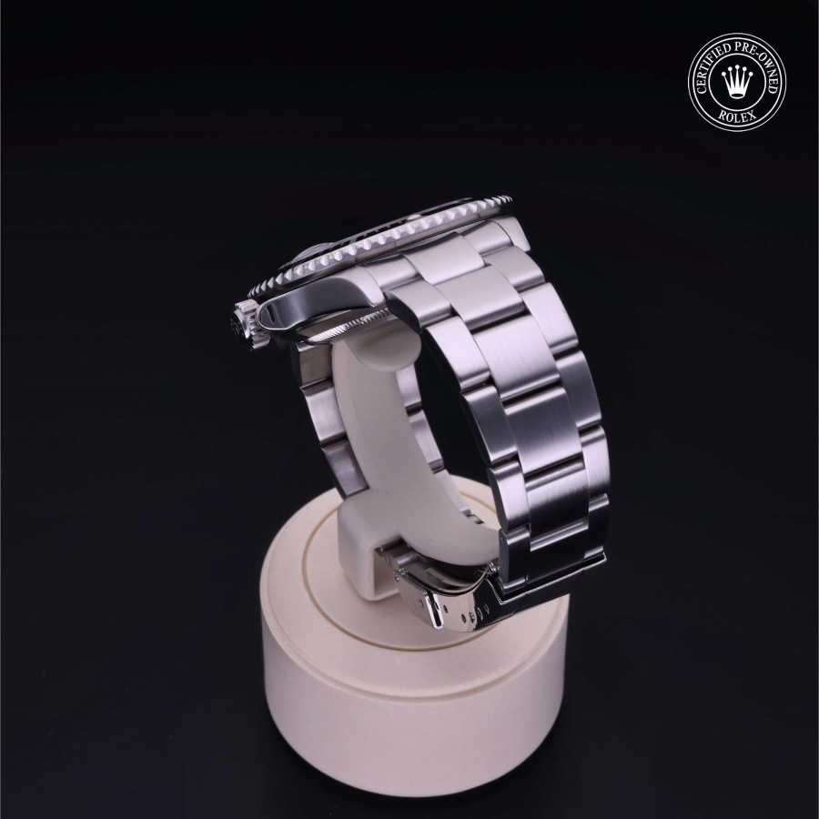 Rolex Oyster Perpetual  Submariner Date (16610)