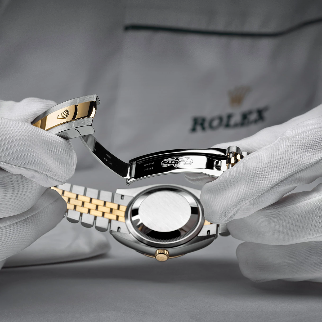 servicing-your-rolex-procedure